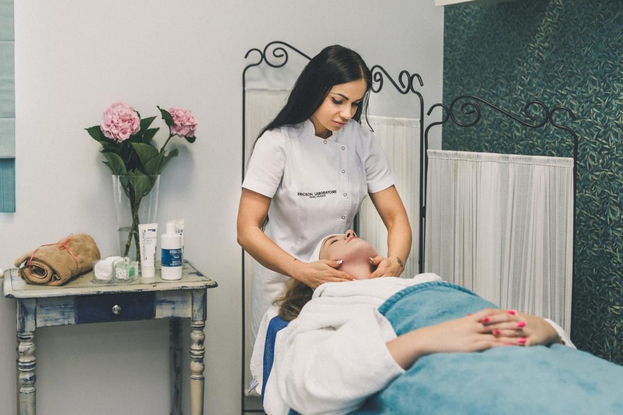 Hotel Czardasz Spa & Wellness Płock エクステリア 写真