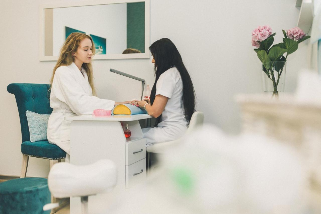 Hotel Czardasz Spa & Wellness Płock エクステリア 写真