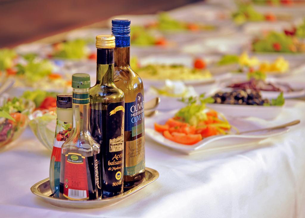 Hotel Czardasz Spa & Wellness Płock エクステリア 写真