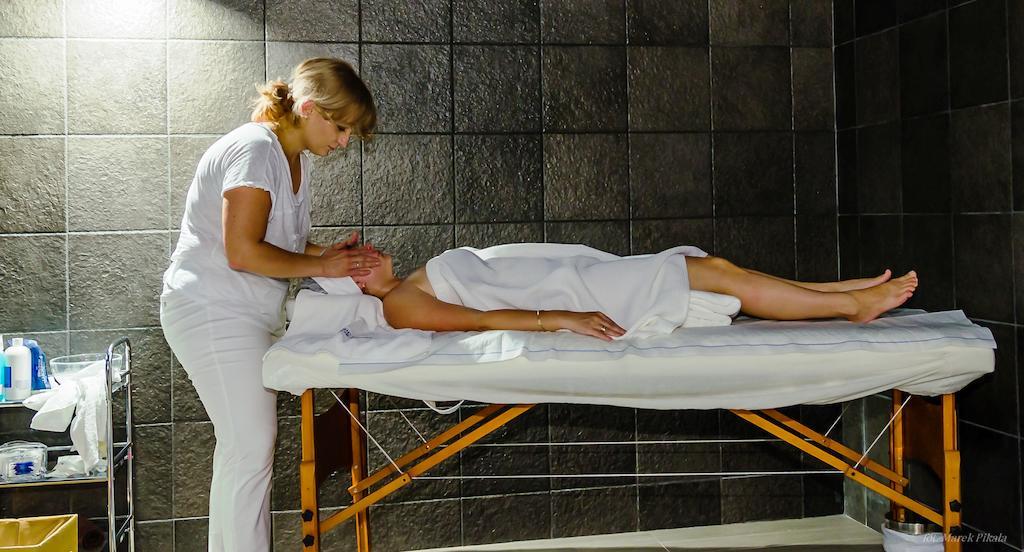 Hotel Czardasz Spa & Wellness Płock エクステリア 写真